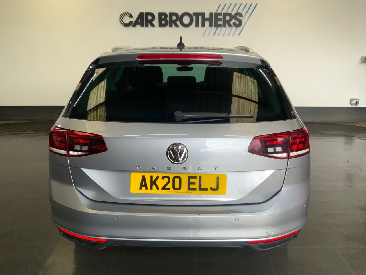 2020 VOLKSWAGEN PASSAT 2.0 TDI EVO SEL Estate 5dr Diesel DSG Euro 6 (s/s) (150 ps) - vehicle photo 8 for sale on PureCar