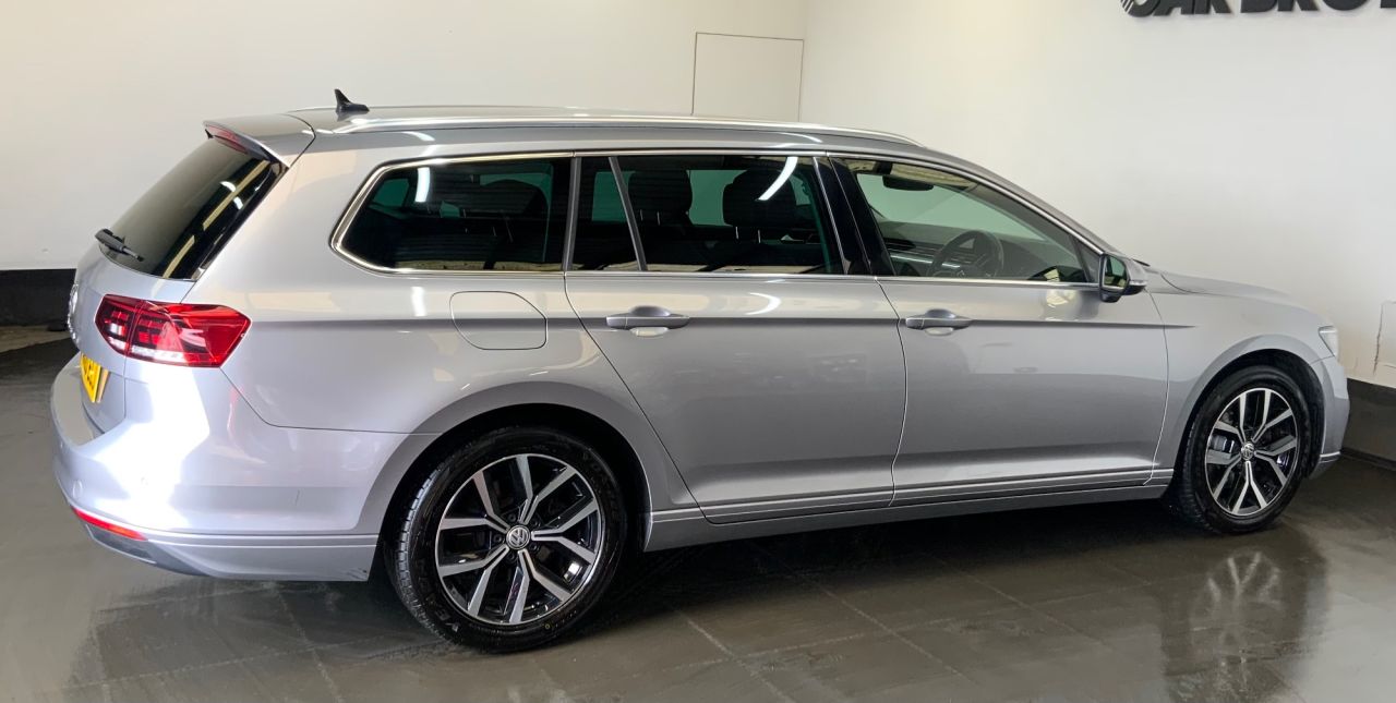 2020 VOLKSWAGEN PASSAT 2.0 TDI EVO SEL Estate 5dr Diesel DSG Euro 6 (s/s) (150 ps) - vehicle photo 10 for sale on PureCar