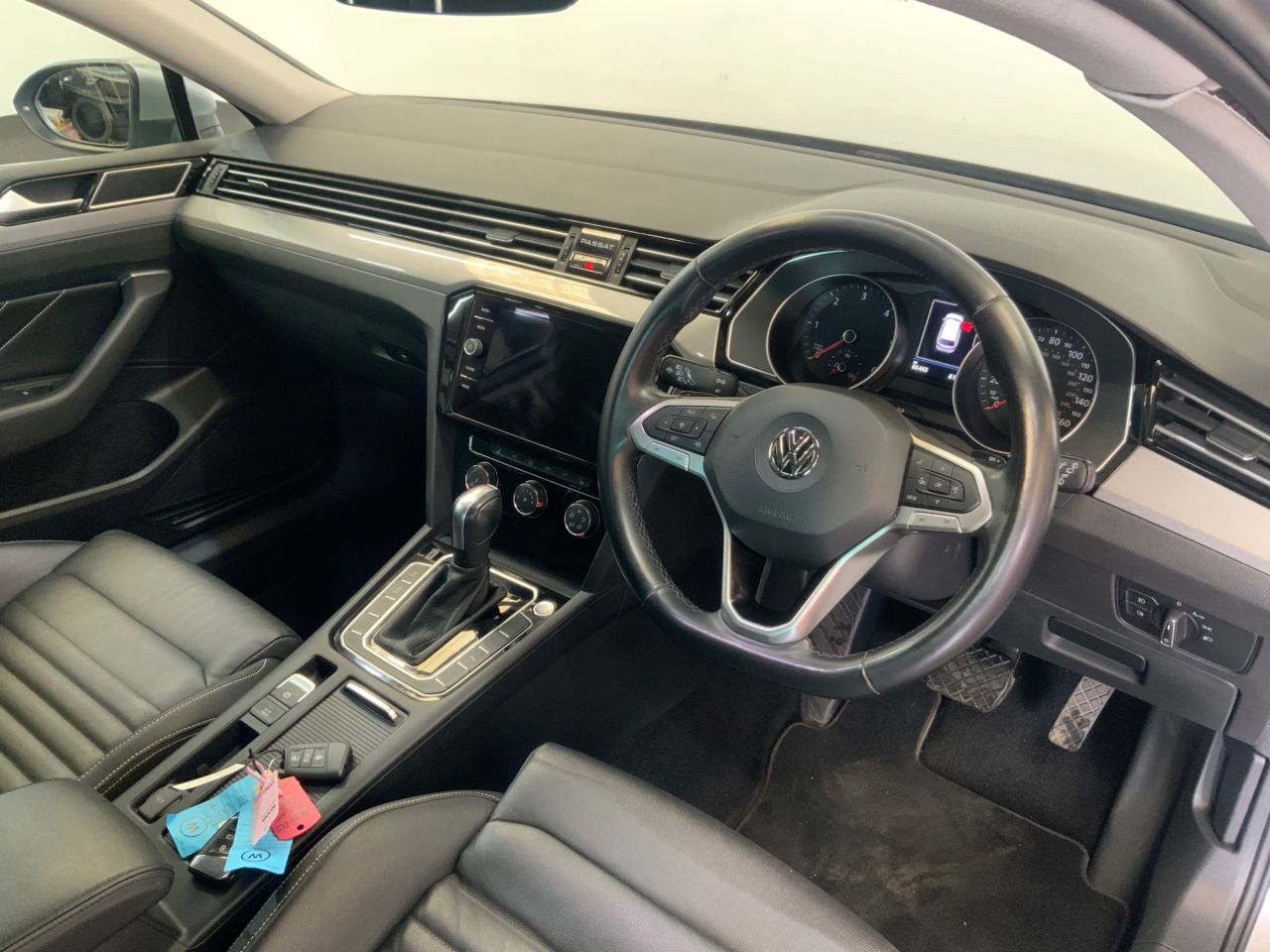2020 VOLKSWAGEN PASSAT 2.0 TDI EVO SEL Estate 5dr Diesel DSG Euro 6 (s/s) (150 ps) - vehicle photo 19 for sale on PureCar