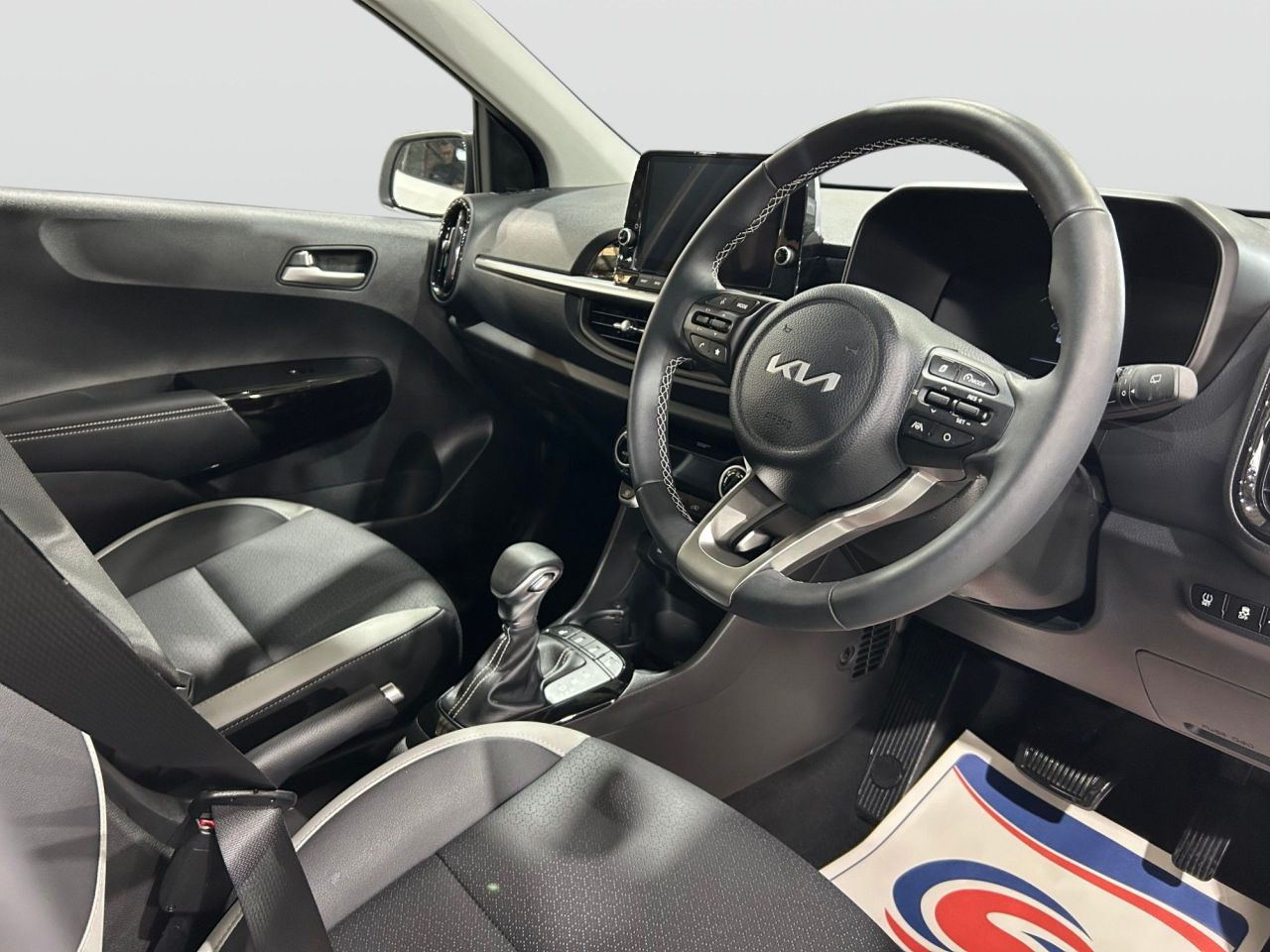 2025 25 KIA PICANTO