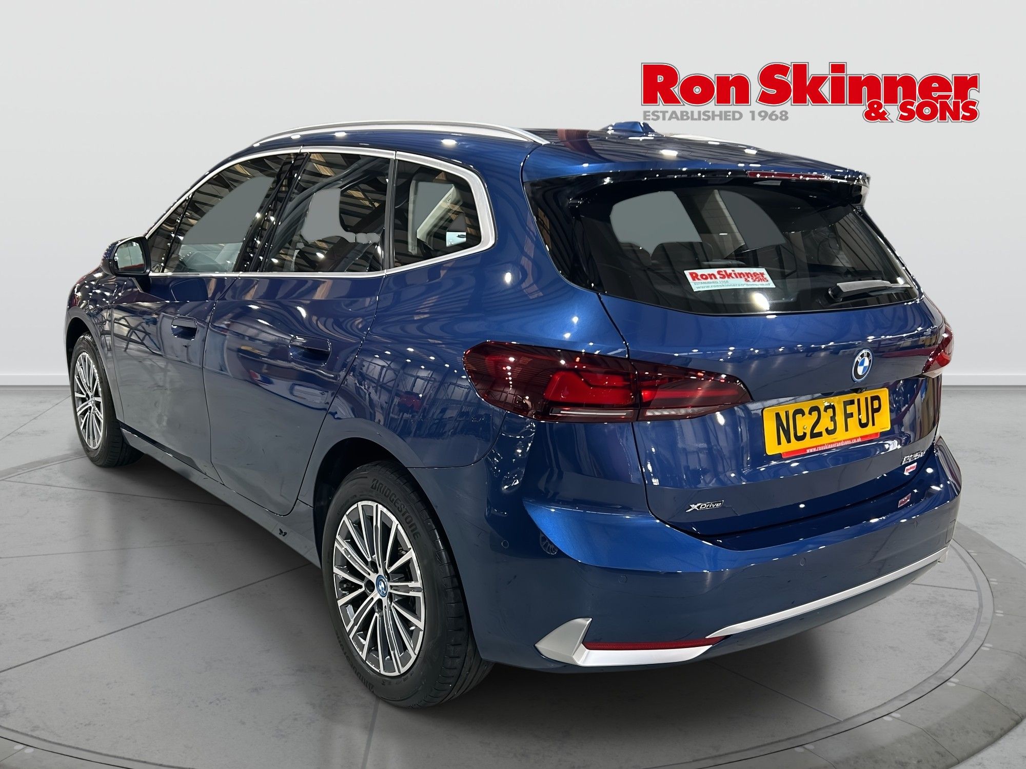 2023 BMW 2 Series Active Tourer — image 2