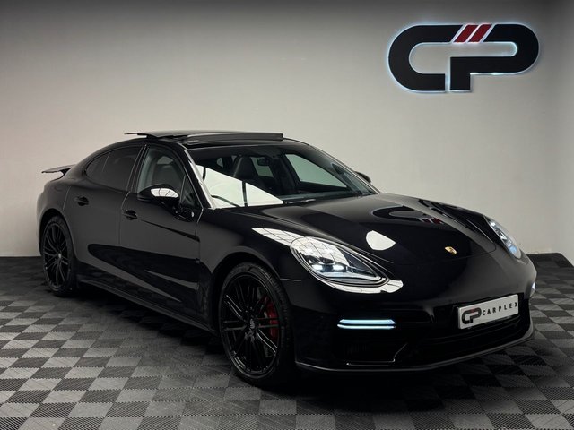 2017 Porsche Panamera
