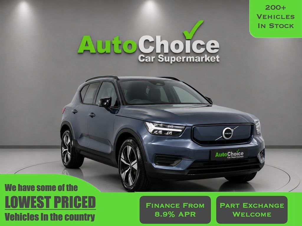 2021 VOLVO XC40