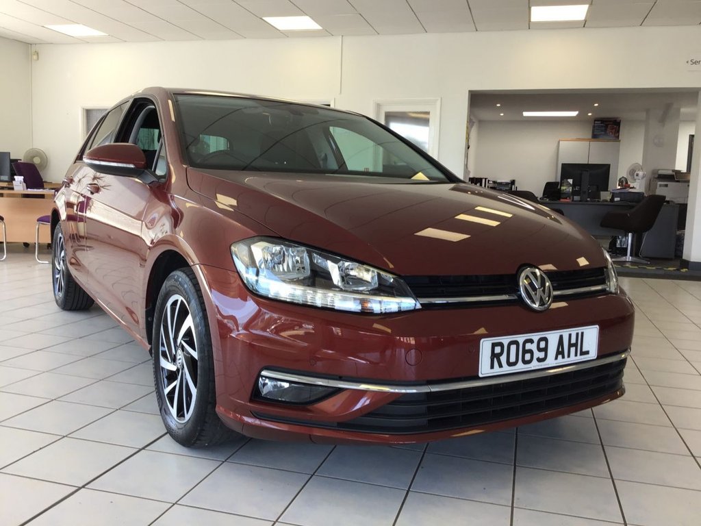2019 VOLKSWAGEN GOLF
