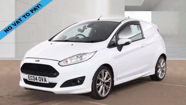 2013 FORD FIESTA VAN 1.6 TDCI 94BHP SPORT 3DR CAR DERIVED PANEL VAN A C... photo