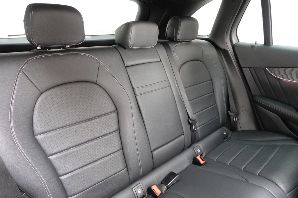 2019 Mercedes-Benz GLC — image 13