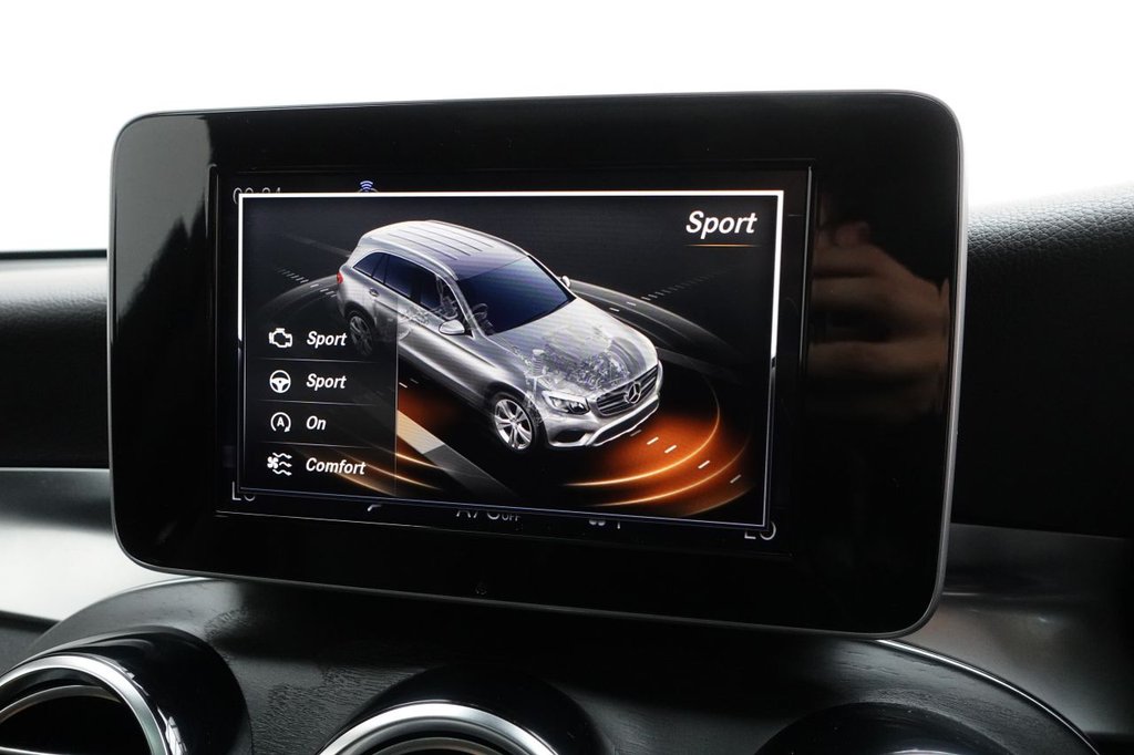 2019 Mercedes-Benz GLC — image 22