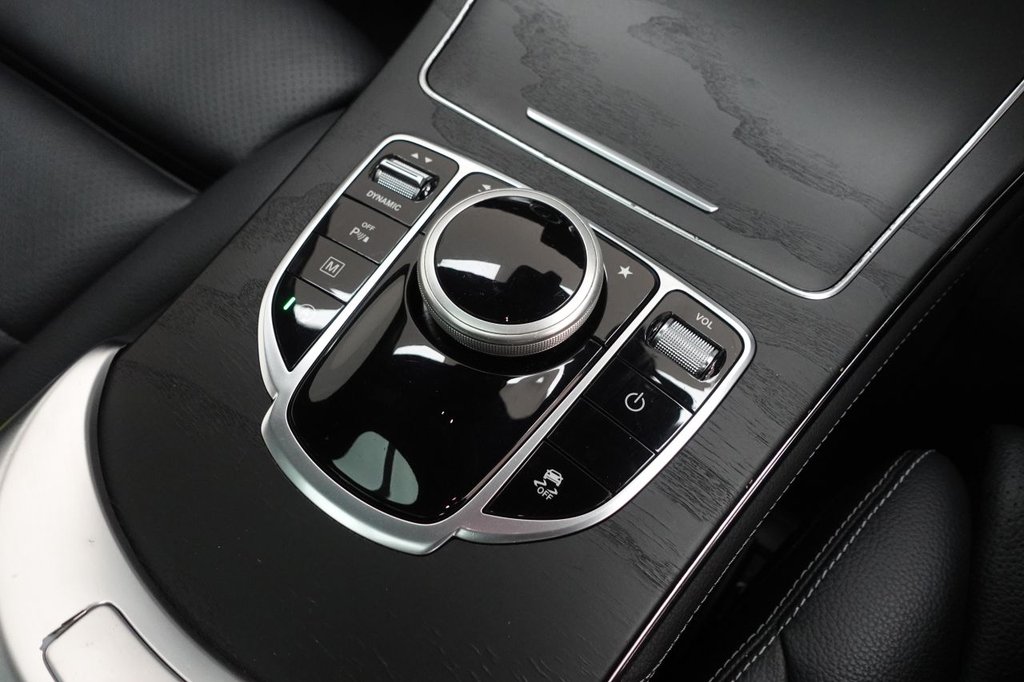 2019 Mercedes-Benz GLC — image 34