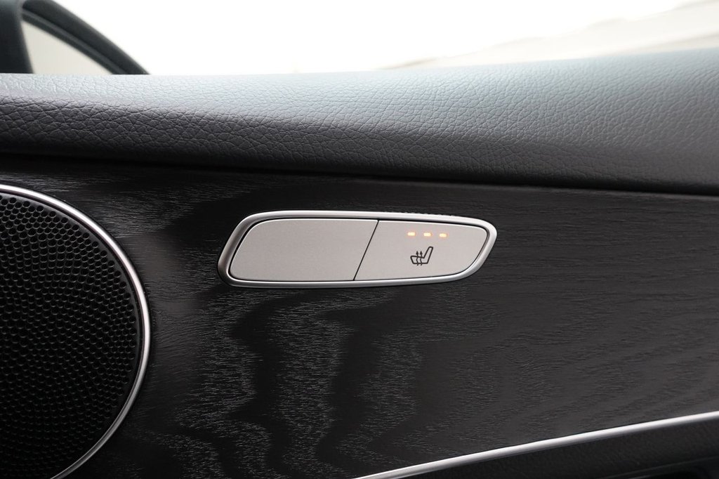 2019 Mercedes-Benz GLC — image 12