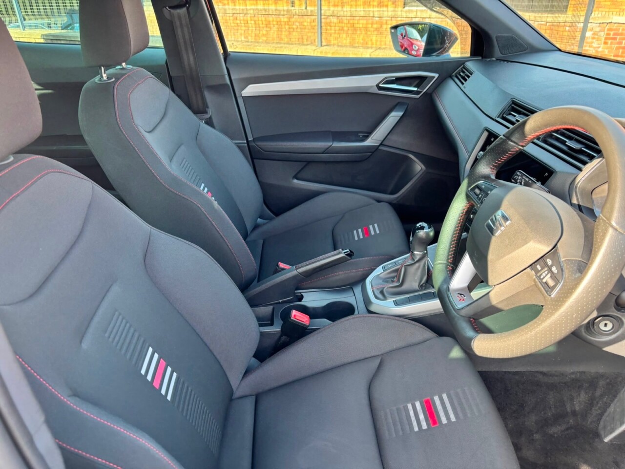 2021 SEAT ARONA 1.0 TSI FR SUV 5dr Petrol Manual Euro 6 (s/s) (110 ps) - vehicle photo 8 for sale on PureCar