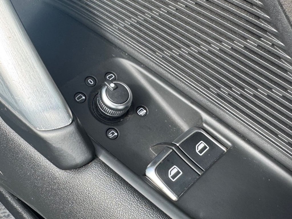 2015 Audi TT — image 28