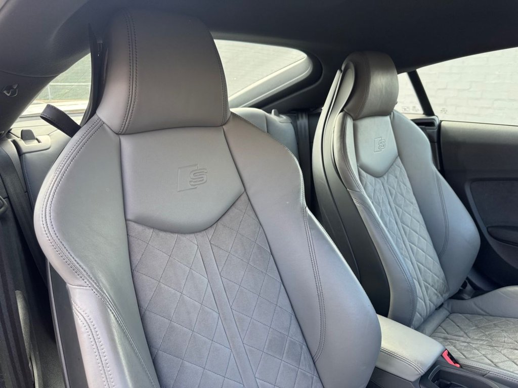 2015 Audi TT — image 26