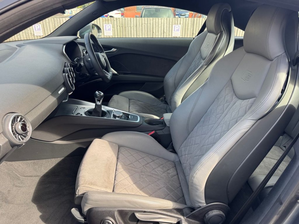 2015 Audi TT — image 31