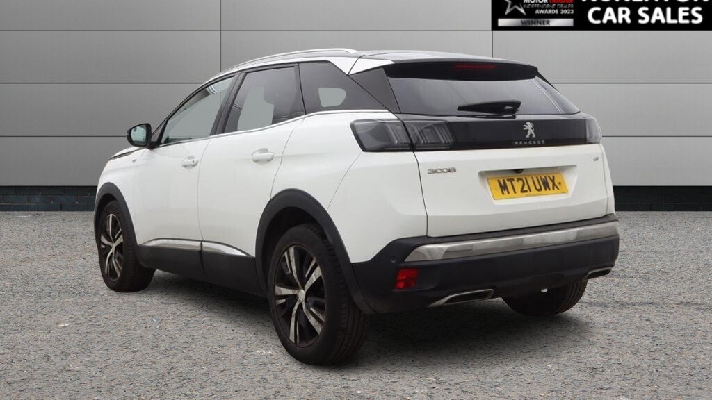 2021 Peugeot 3008 — image 5