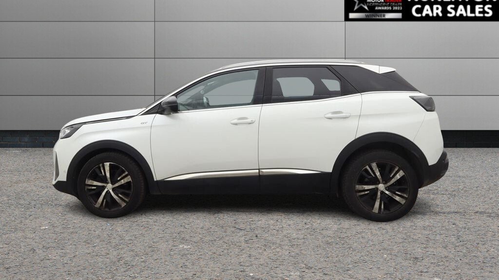 2021 Peugeot 3008 — image 6