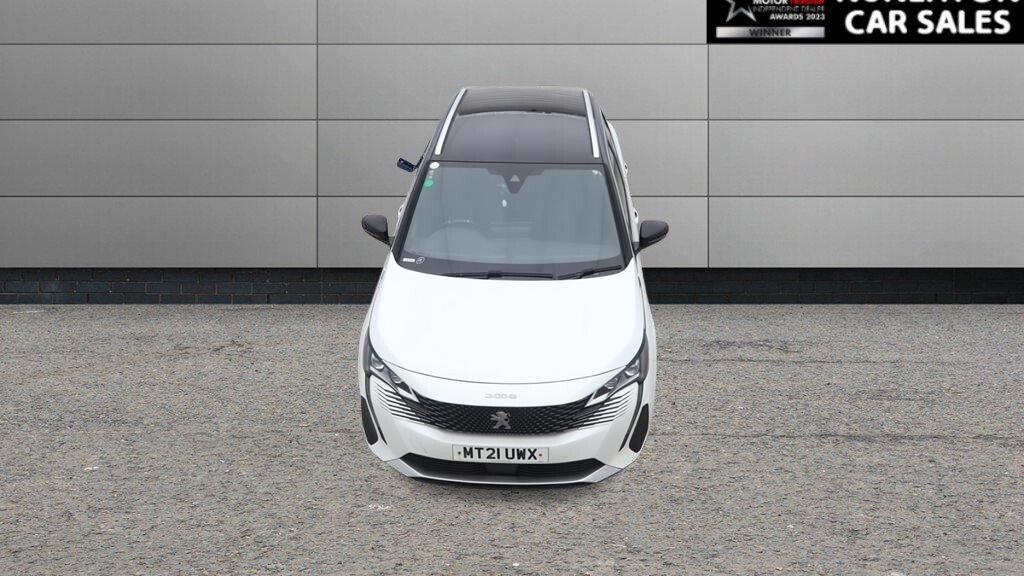 2021 Peugeot 3008 — image 8