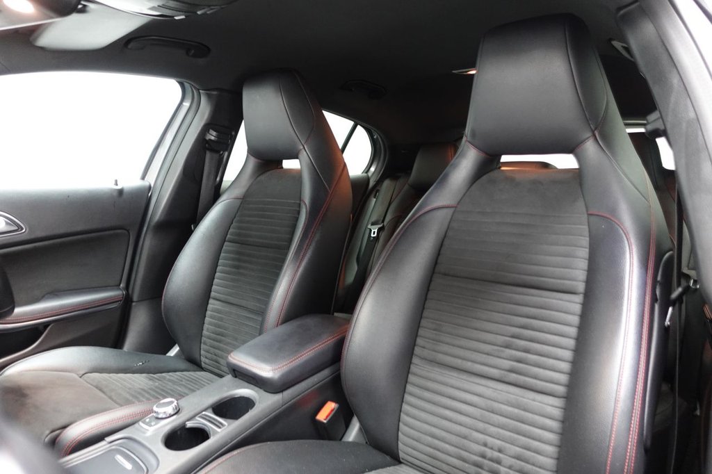 2017 Mercedes-Benz GLA — image 10
