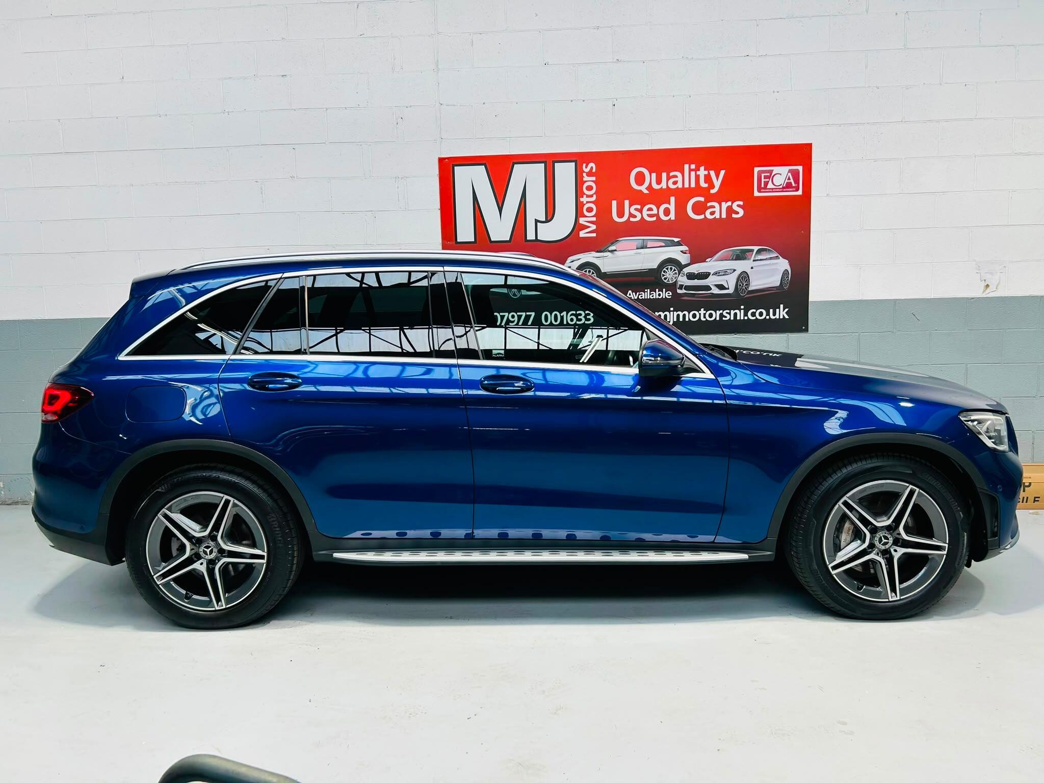 2019 MERCEDES GLC 2.0 GLC220d AMG Line G-Tronic+ 4MATIC Euro 6 (s/s) 5dr - vehicle photo 4 for sale on PureCar