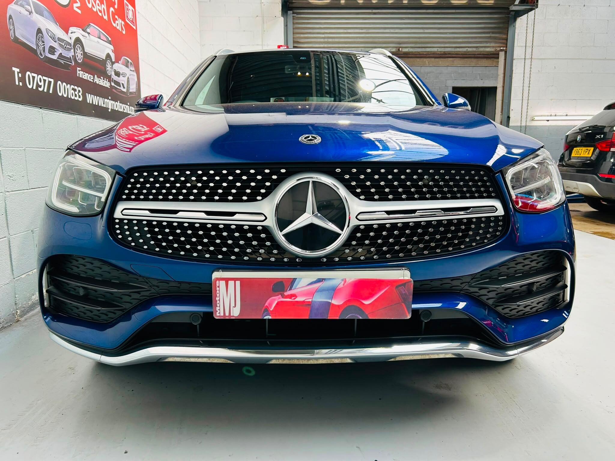 2019 MERCEDES GLC 2.0 GLC220d AMG Line G-Tronic+ 4MATIC Euro 6 (s/s) 5dr - vehicle photo 10 for sale on PureCar