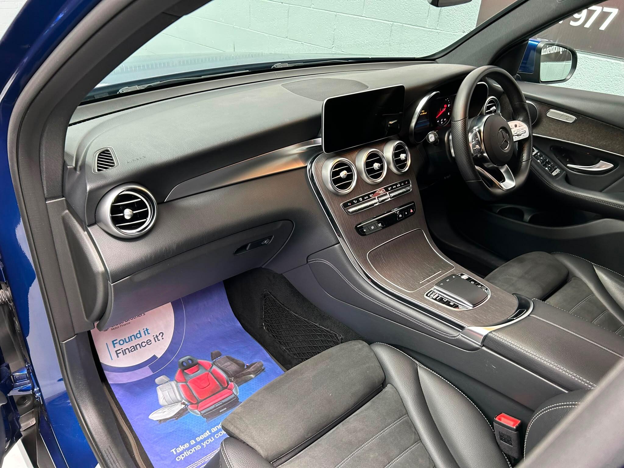 2019 MERCEDES GLC 2.0 GLC220d AMG Line G-Tronic+ 4MATIC Euro 6 (s/s) 5dr - vehicle photo 23 for sale on PureCar