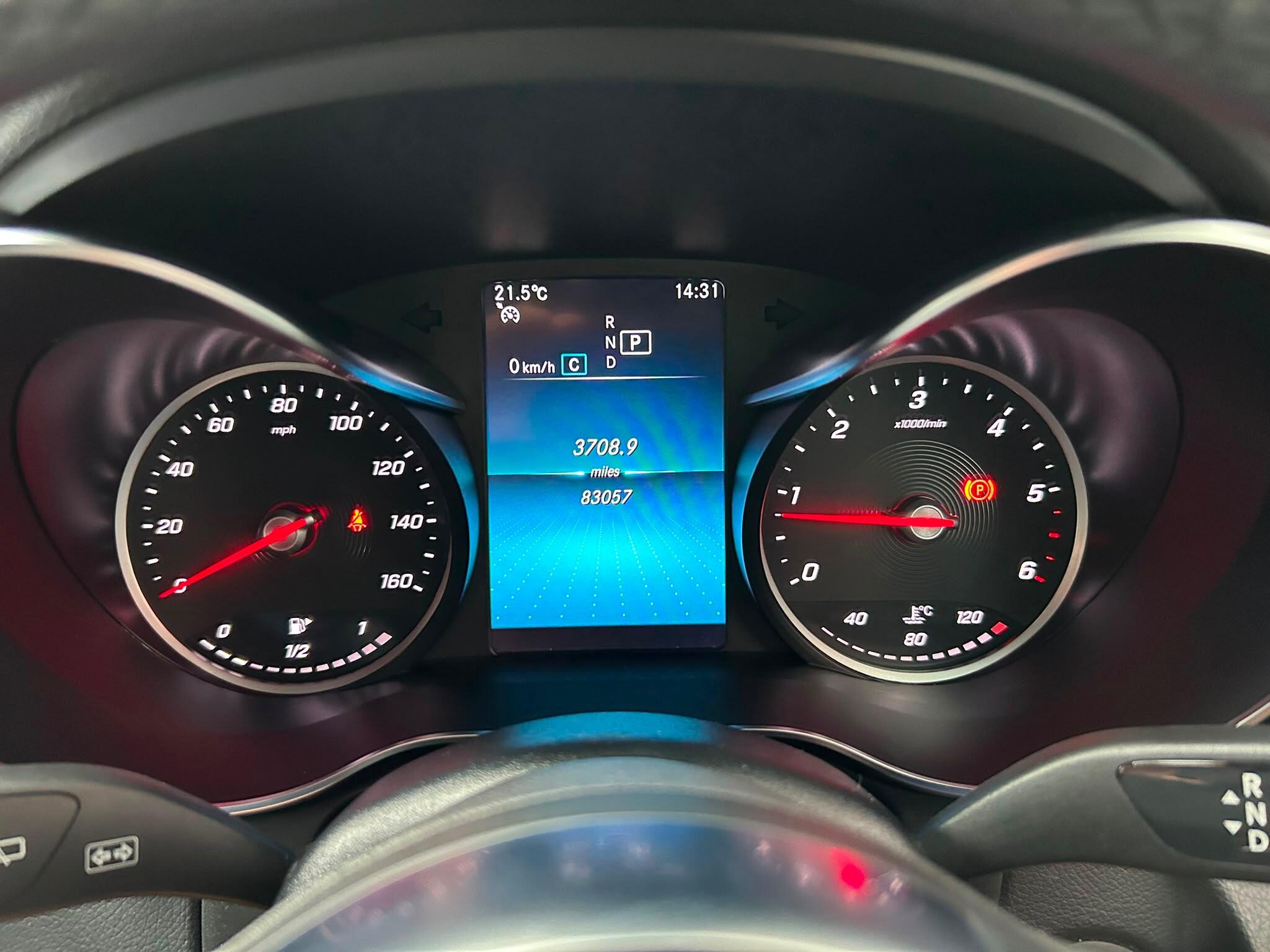 2019 MERCEDES GLC 2.0 GLC220d AMG Line G-Tronic+ 4MATIC Euro 6 (s/s) 5dr - vehicle photo 25 for sale on PureCar