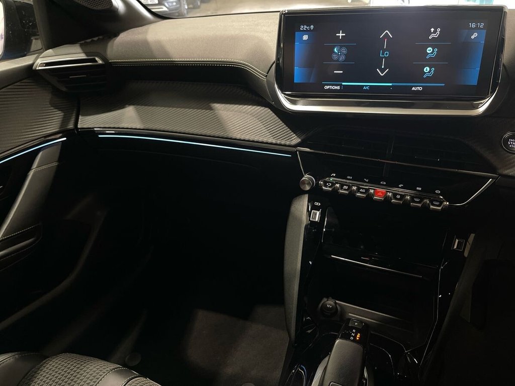 2022 Peugeot 208 — image 10