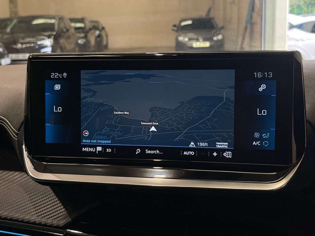 2022 Peugeot 208 — image 13