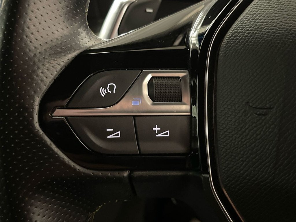 2022 Peugeot 208 — image 16