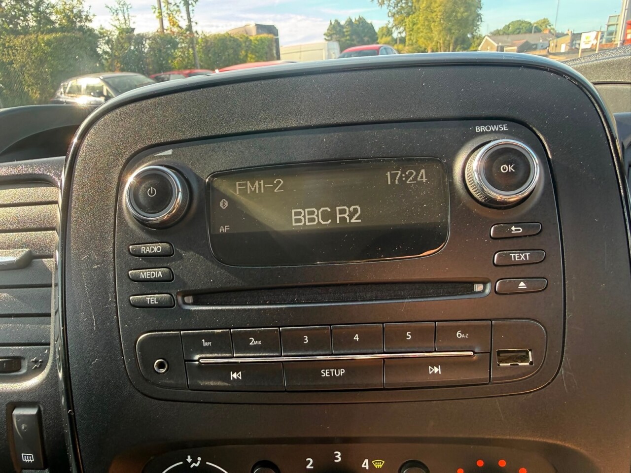 2017 67 VAUXHALL VIVARO