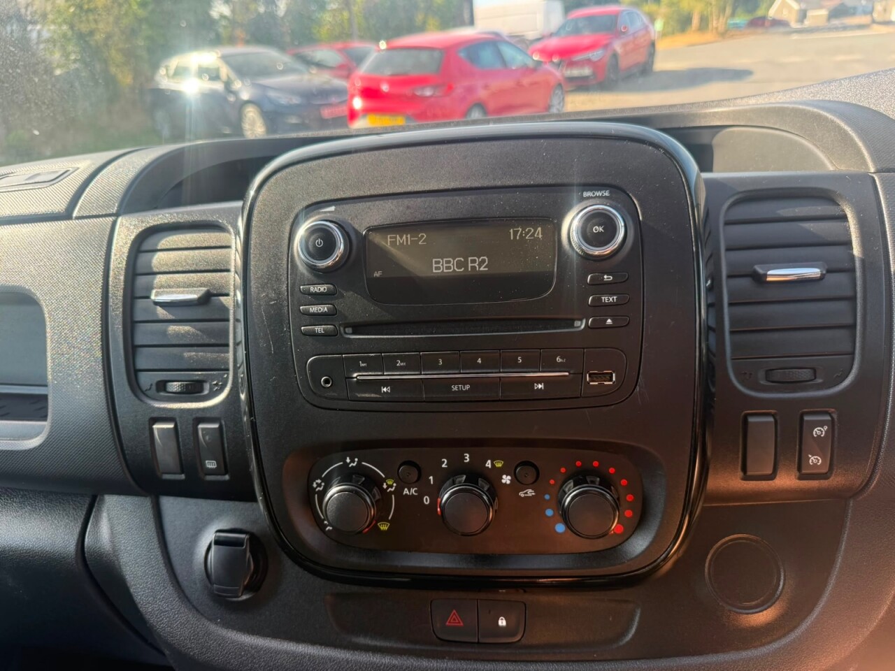 2017 67 VAUXHALL VIVARO