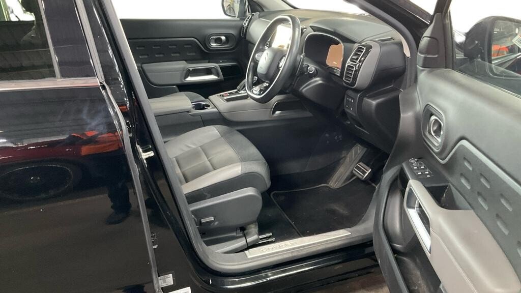 2019 Citroen C5 Aircross — image 2