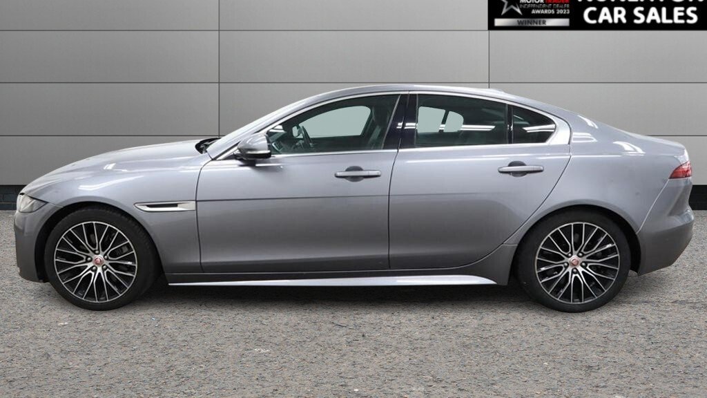 2020 Jaguar XE — image 6