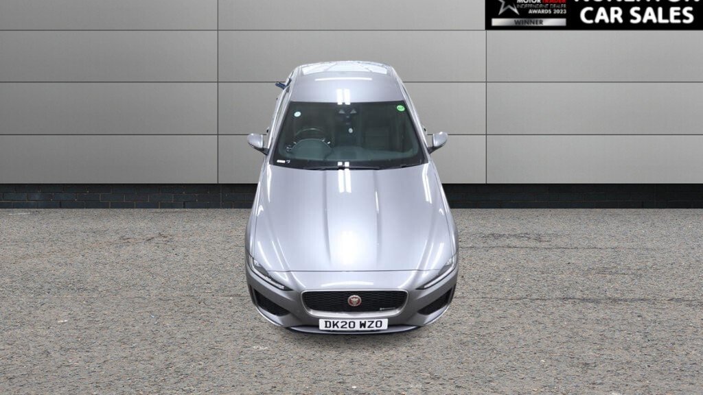 2020 Jaguar XE — image 8