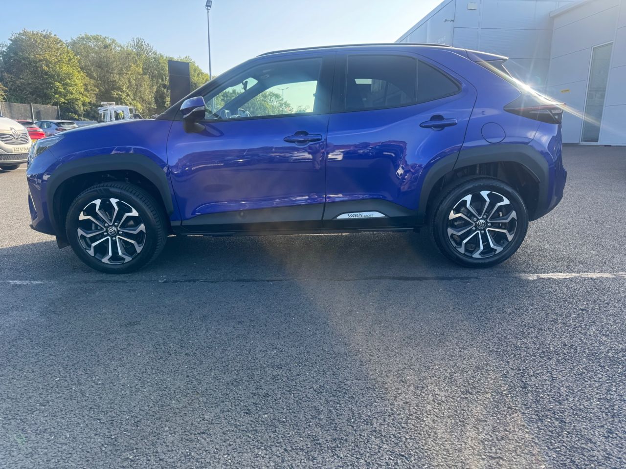 2024 TOYOTA YARIS CROSS 1.5 VVT-h Design SUV 5dr Petrol Hybrid E-CVT Euro 6 (s/s) (116 ps) - vehicle photo 3 for sale on PureCar