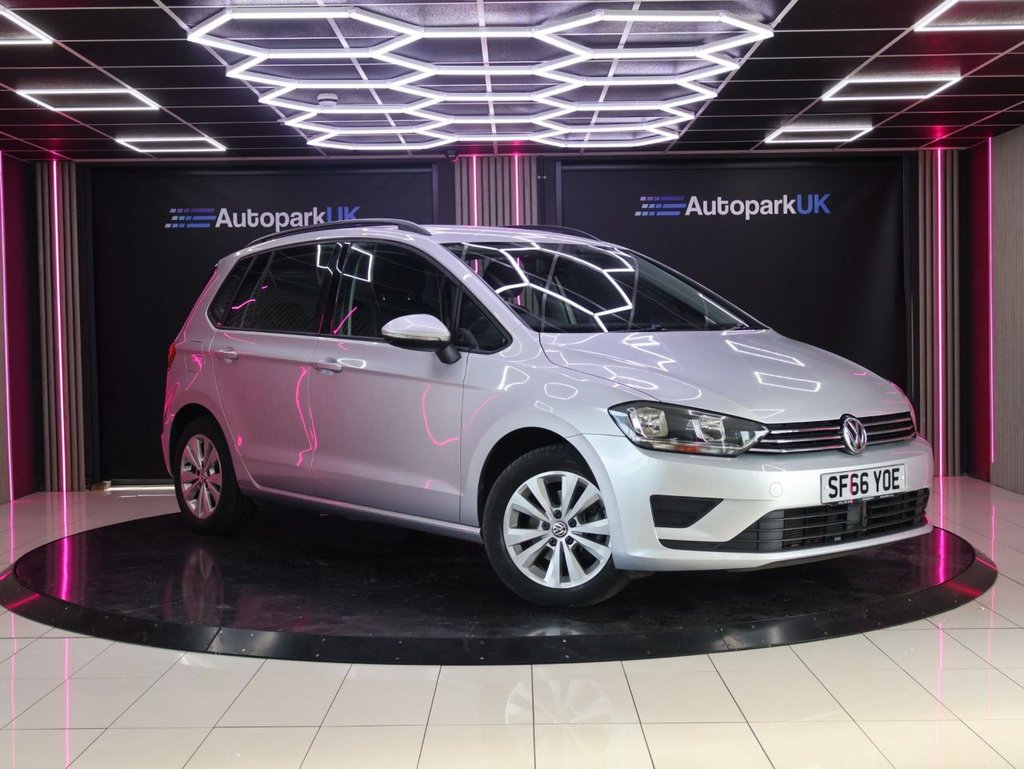 Volkswagen Golf Sv