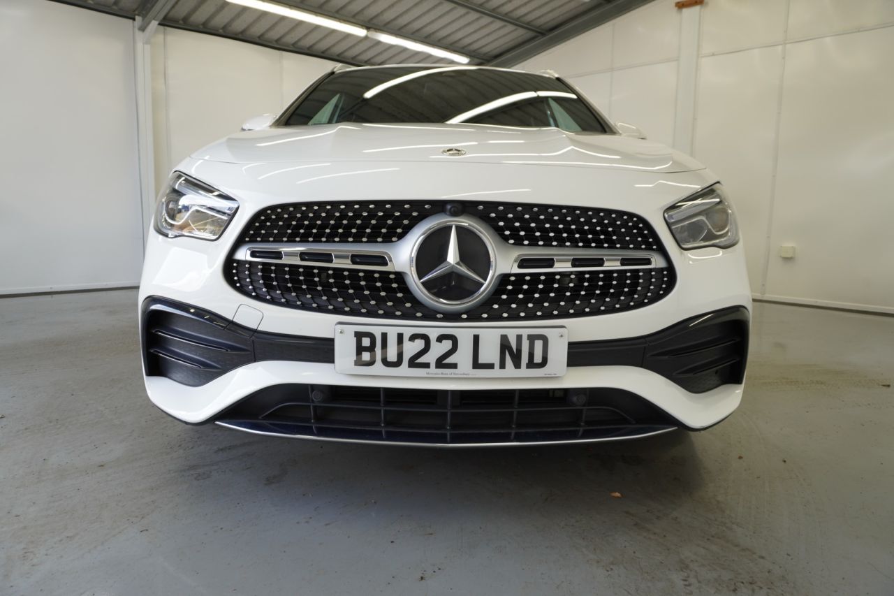 2022 MERCEDES GLA 2.0 GLA220d AMG Line SUV 5dr Diesel 8G-DCT 4MATIC Euro 6 (s/s) (190 ps) - vehicle photo 10 for sale on PureCar