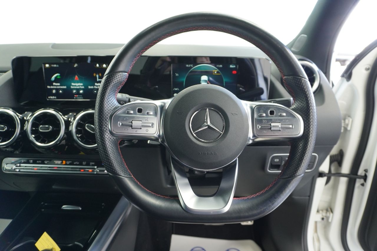 2022 MERCEDES GLA 2.0 GLA220d AMG Line SUV 5dr Diesel 8G-DCT 4MATIC Euro 6 (s/s) (190 ps) - vehicle photo 20 for sale on PureCar