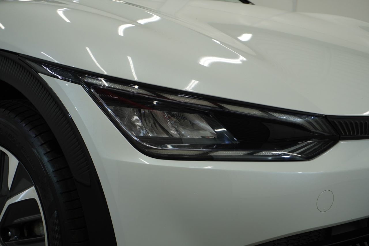 2021 KIA EV6 77.4kWh Air Hatchback 5dr Electric Auto (225 bhp) - vehicle photo 9 for sale on PureCar