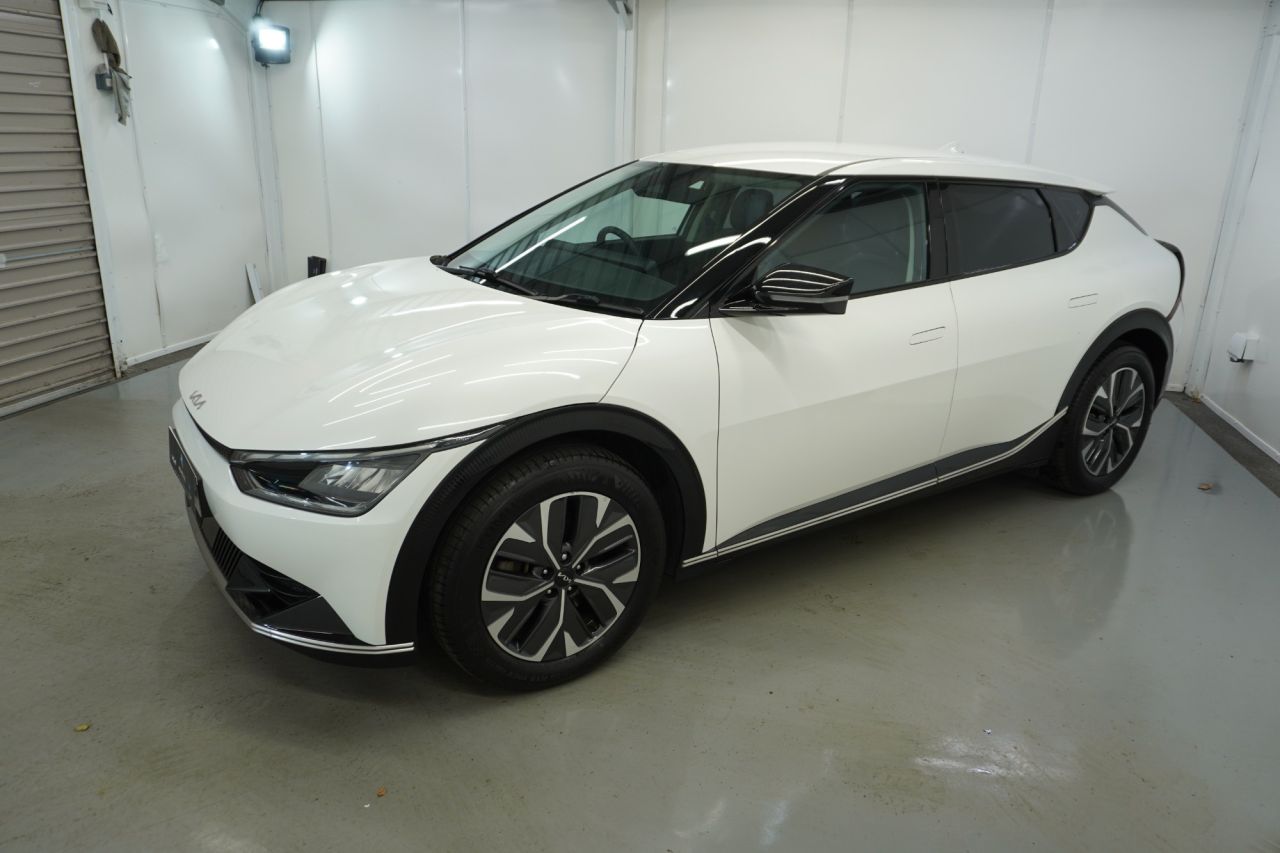 2021 KIA EV6 77.4kWh Air Hatchback 5dr Electric Auto (225 bhp) - vehicle photo 12 for sale on PureCar
