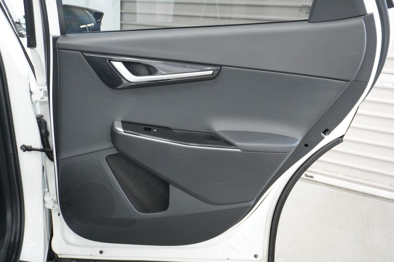 2021 KIA EV6 77.4kWh Air Hatchback 5dr Electric Auto (225 bhp) - vehicle photo 30 for sale on PureCar