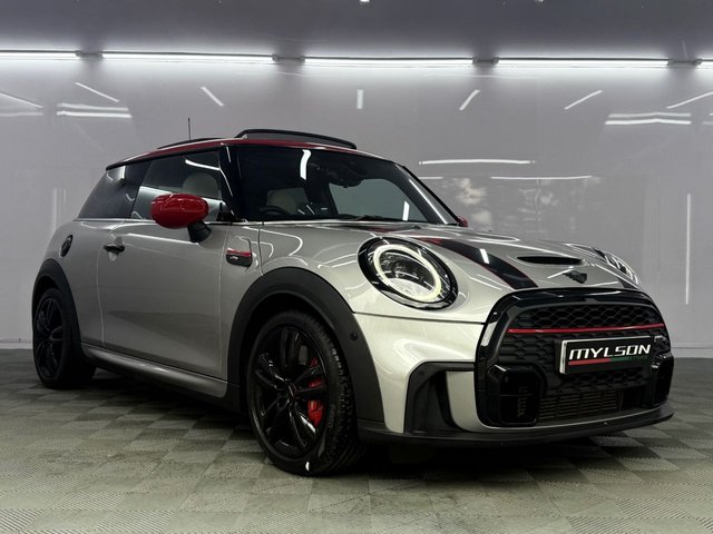 2023 MINI HATCH