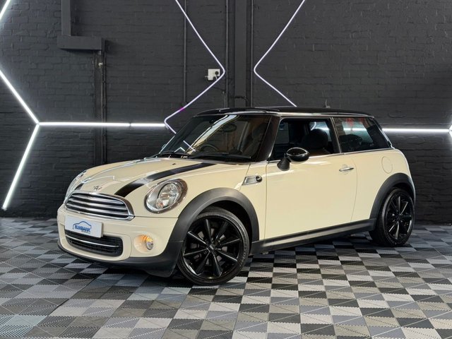 2013 MINI Hatch