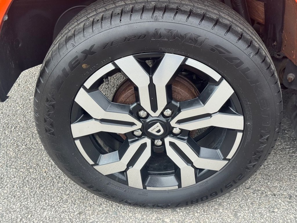 2022 Dacia Duster — image 16