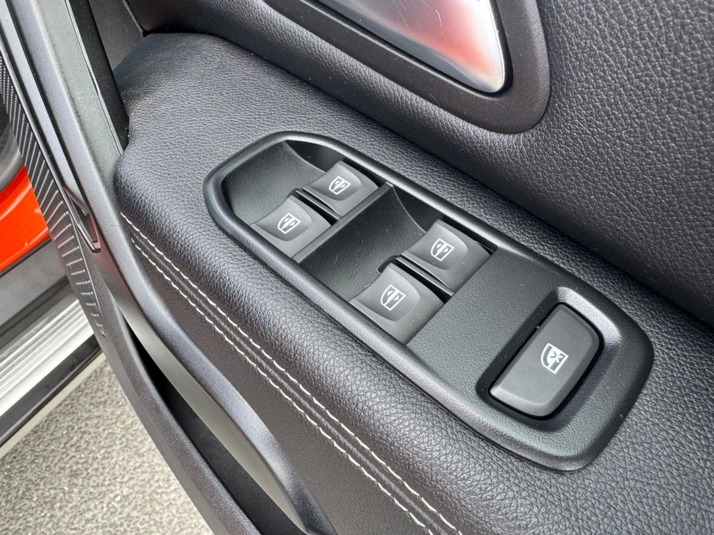 2022 Dacia Duster — image 36