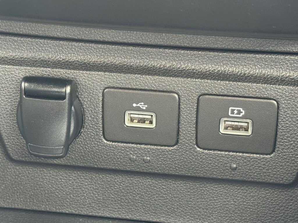 2022 Dacia Duster — image 35
