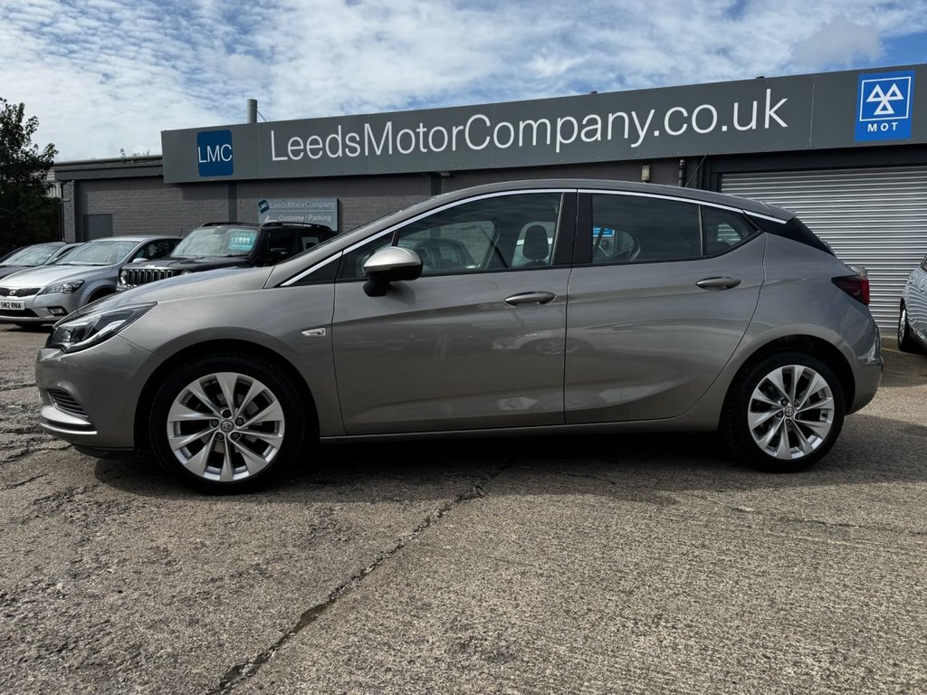2017 Vauxhall Astra — image 10