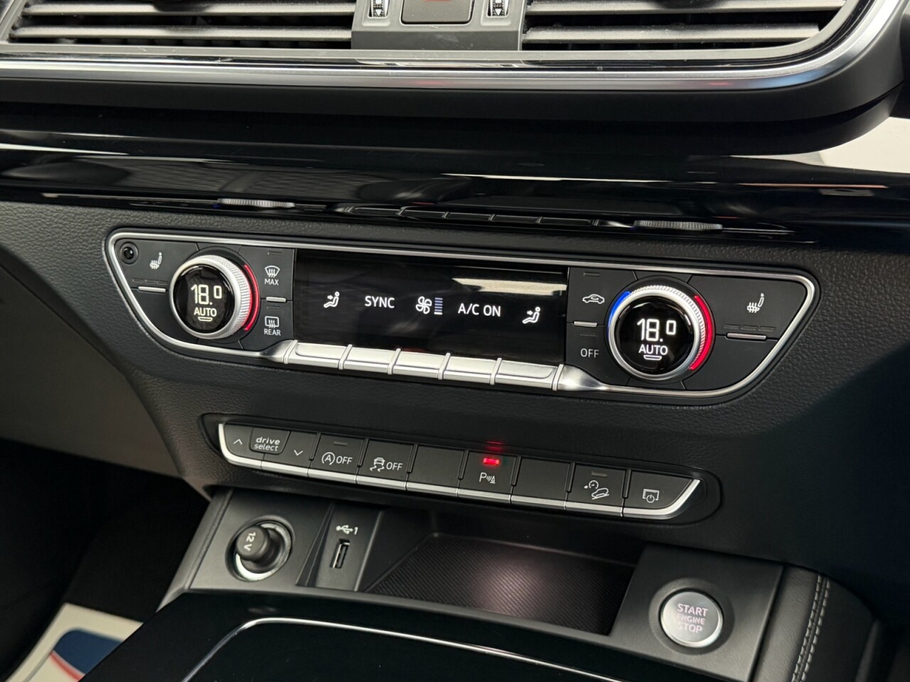 2022 AUDI Q5 Edition 1 - vehicle photo 14 for sale on PureCar
