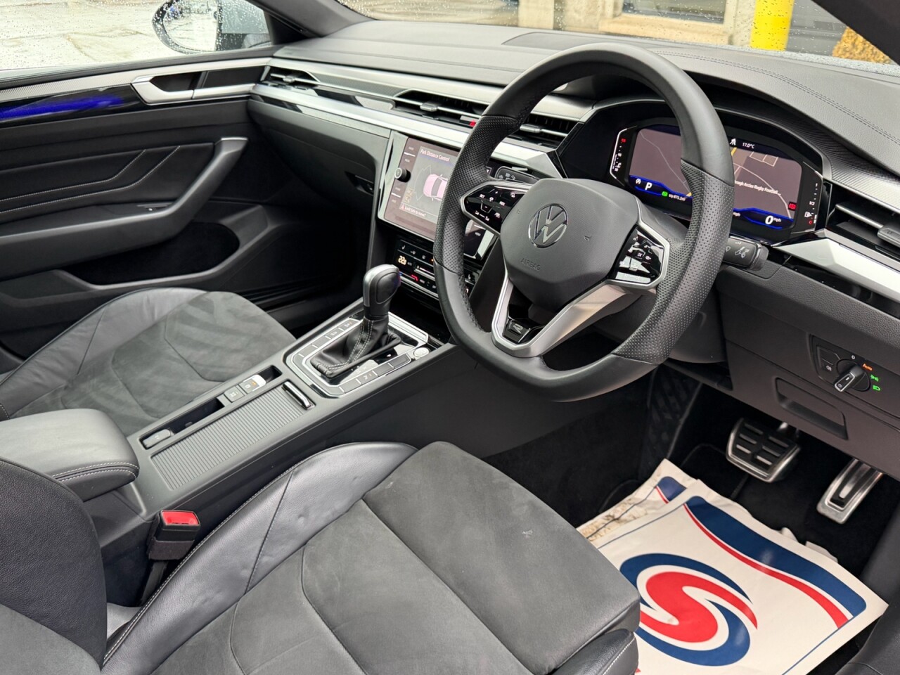 2022 VOLKSWAGEN ARTEON 2.0 TDI R-Line Fastback 5dr Diesel DSG Euro 6 (s/s) (200 ps) - vehicle photo 7 for sale on PureCar