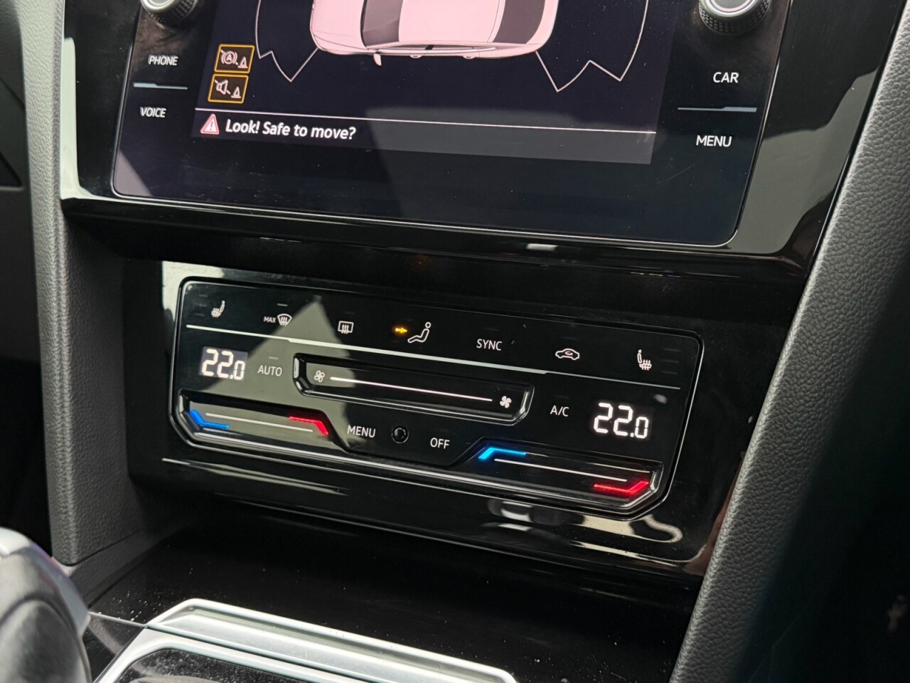 2022 VOLKSWAGEN ARTEON 2.0 TDI R-Line Fastback 5dr Diesel DSG Euro 6 (s/s) (200 ps) - vehicle photo 14 for sale on PureCar