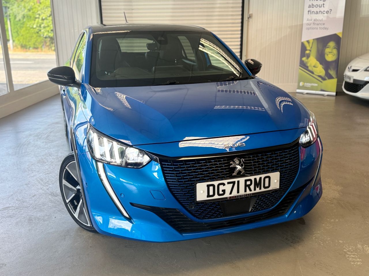 2021 PEUGEOT 208